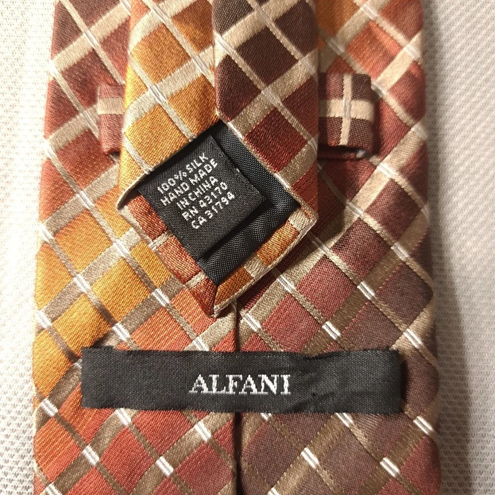 Alfani Men's Tie Multicolor 100% Silk Classic Hand Made In China‎